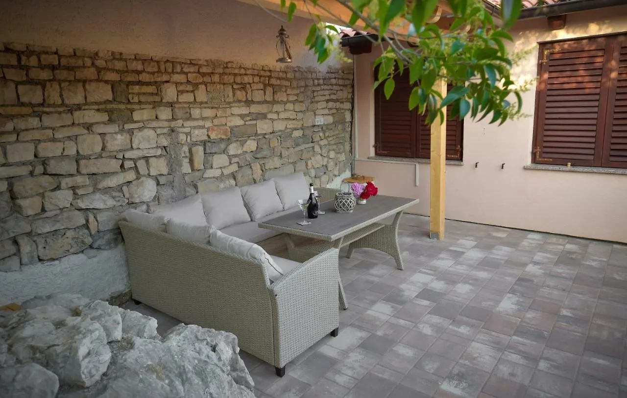 Vintage Garden Apartment Pula 0*,